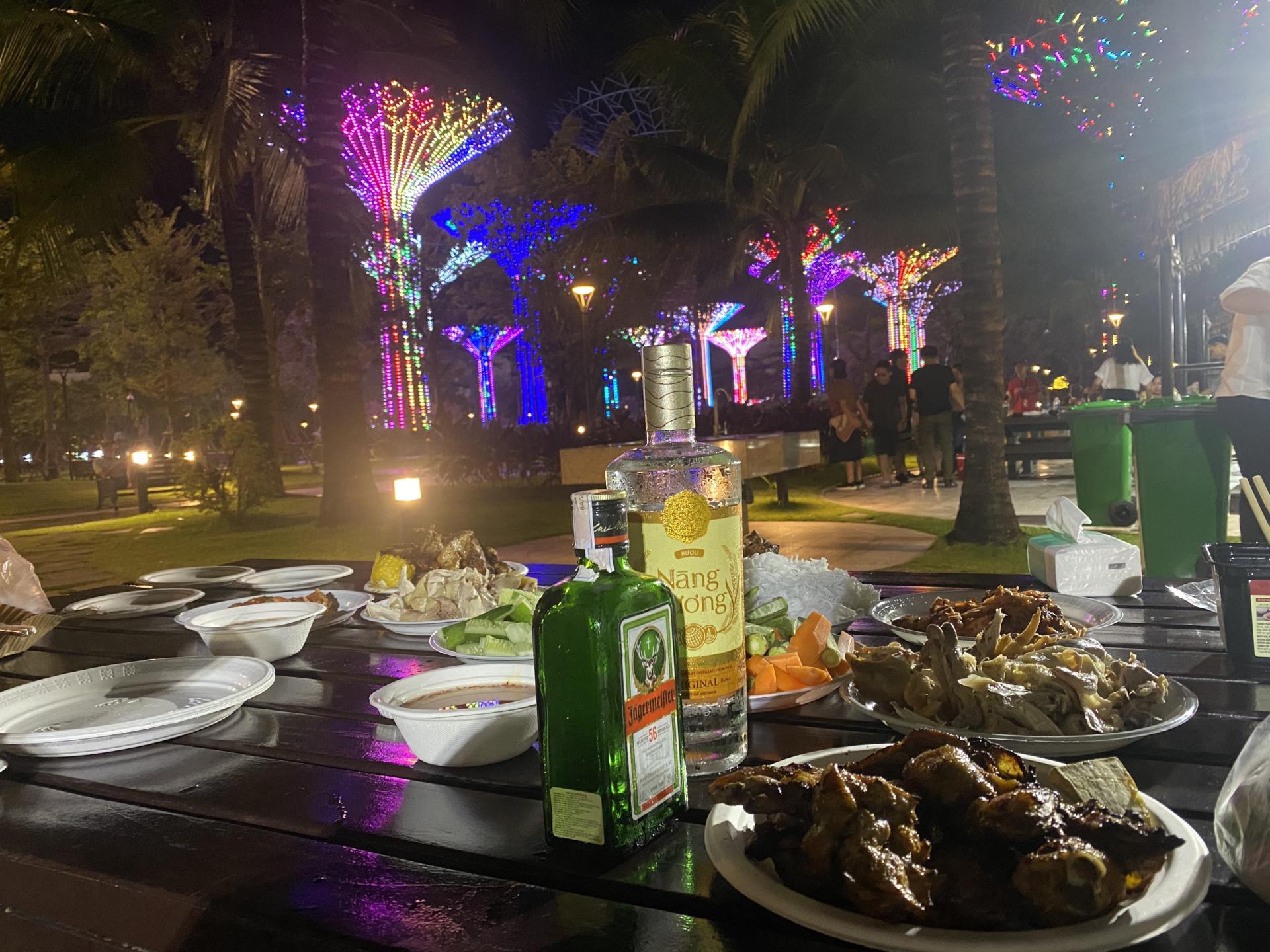 tiệc tùng vinhomes